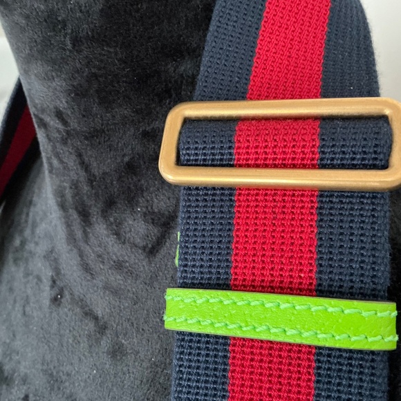 Gucci Ophidia Neon Crossbody & Wristlet w/Removable straps - Picture 14 of 16